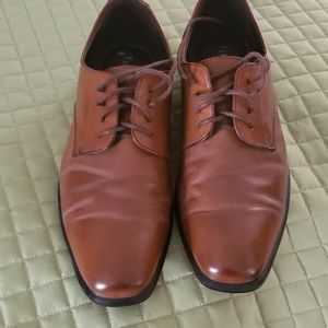 Size 9 mens dress shoes